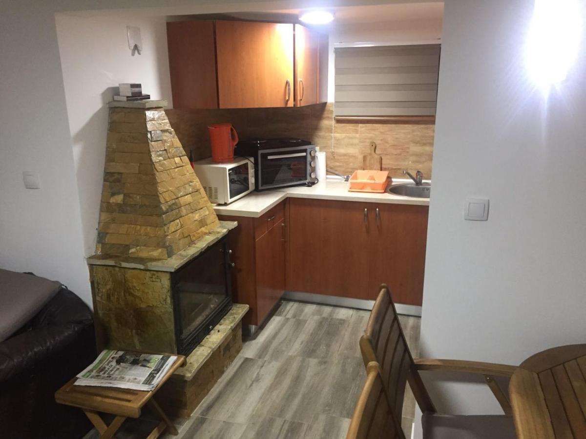 Apartmani Tornik-Planinska Kuca Zdravkovic Dobroselica Extérieur photo